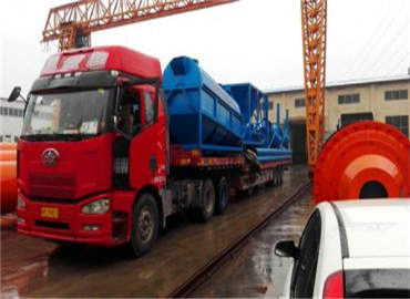 <b>德銳脈沖除塵設備整車發貨</b>