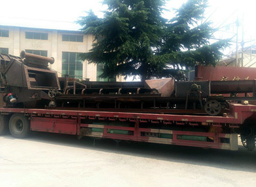 1800型廢鋼破碎機發貨現場